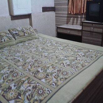 New Sardar Janta Guest House, Surat 5